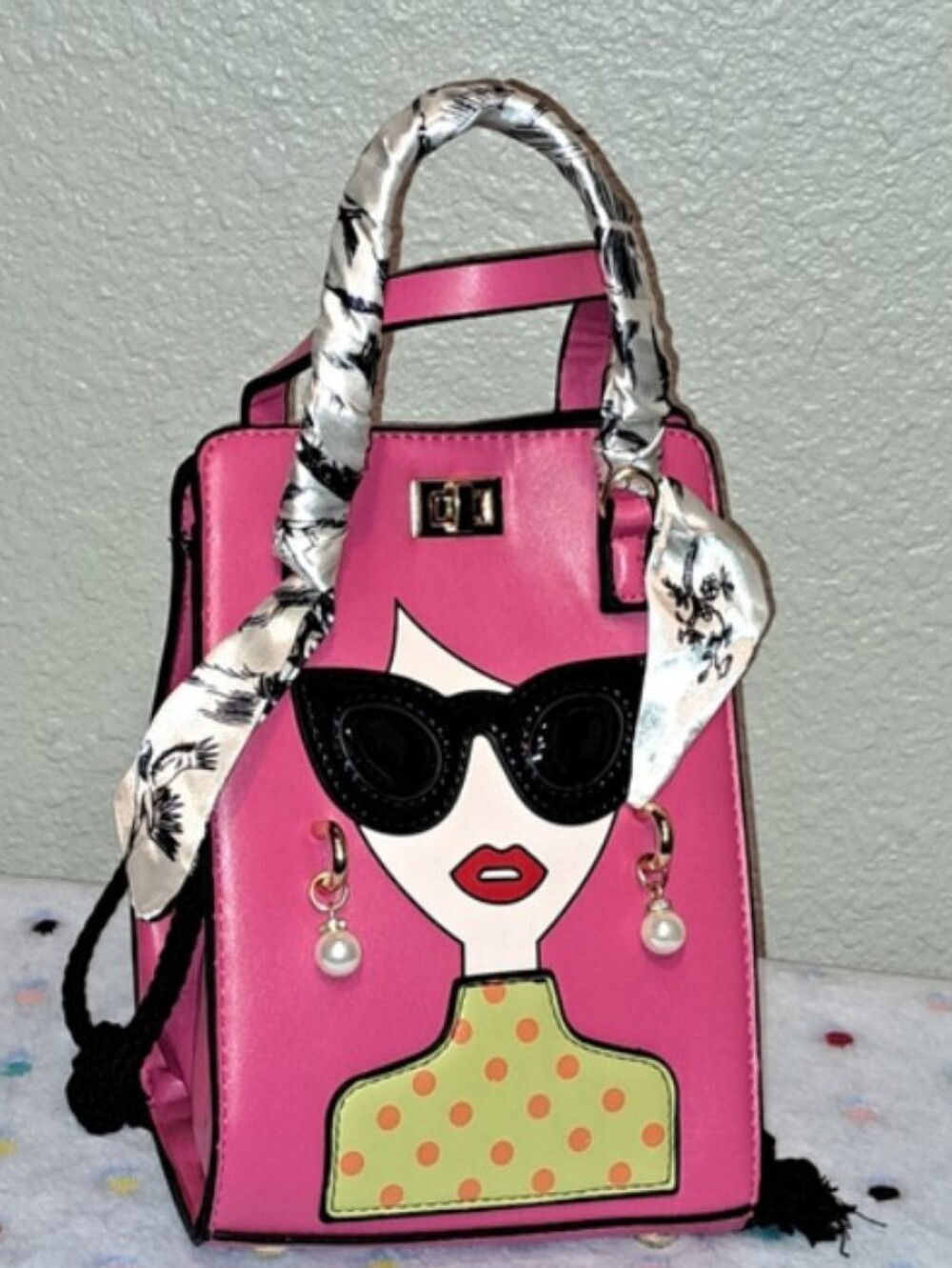 Pink Novelty Girl Face With Earring Top-Handle Bag with Scarf Accent Nwt